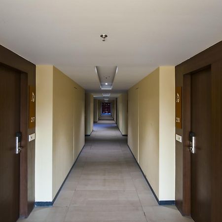 Hotel Atharva Ujjain Eksteriør bilde