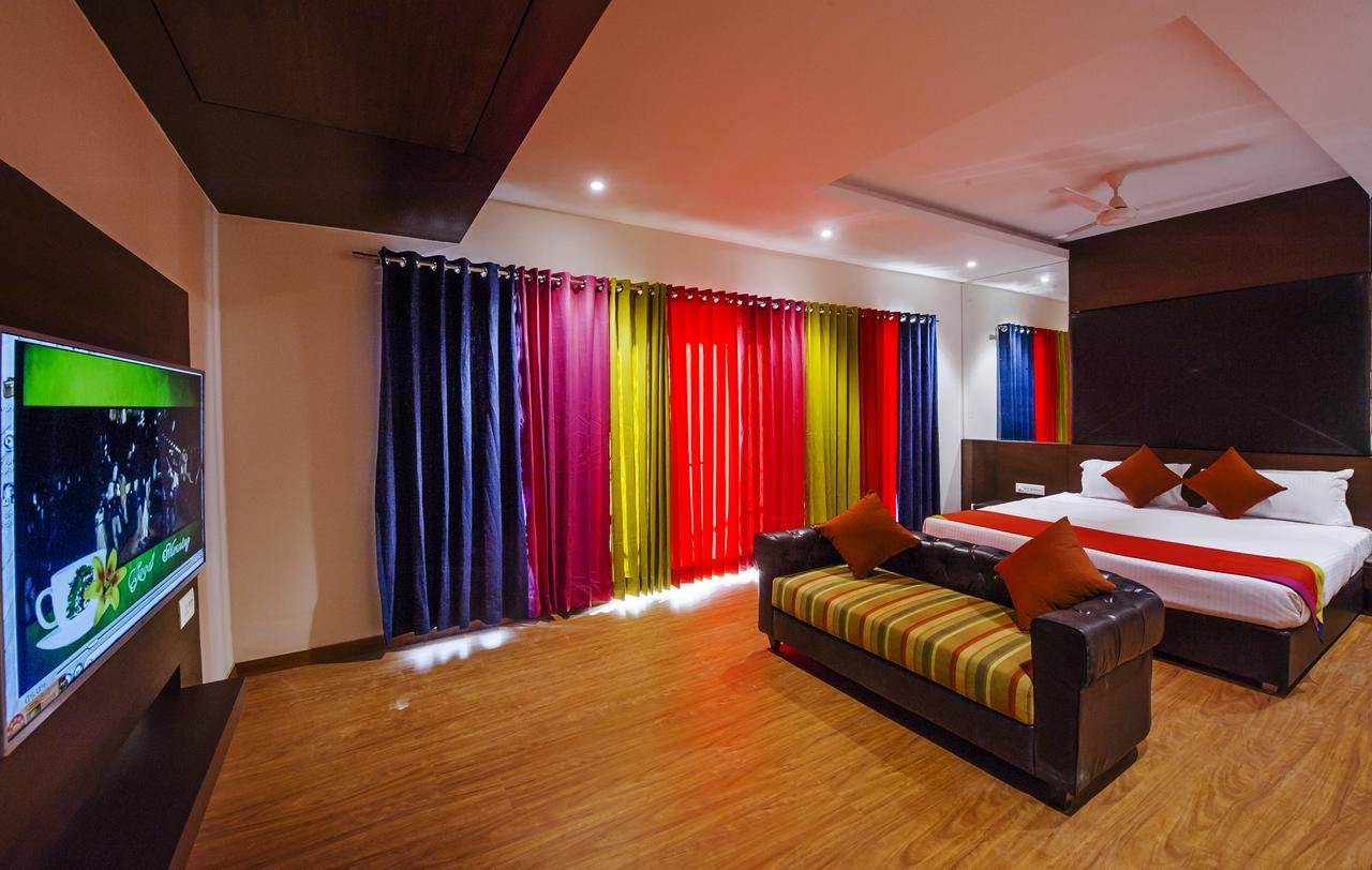 Hotel Atharva Ujjain Eksteriør bilde