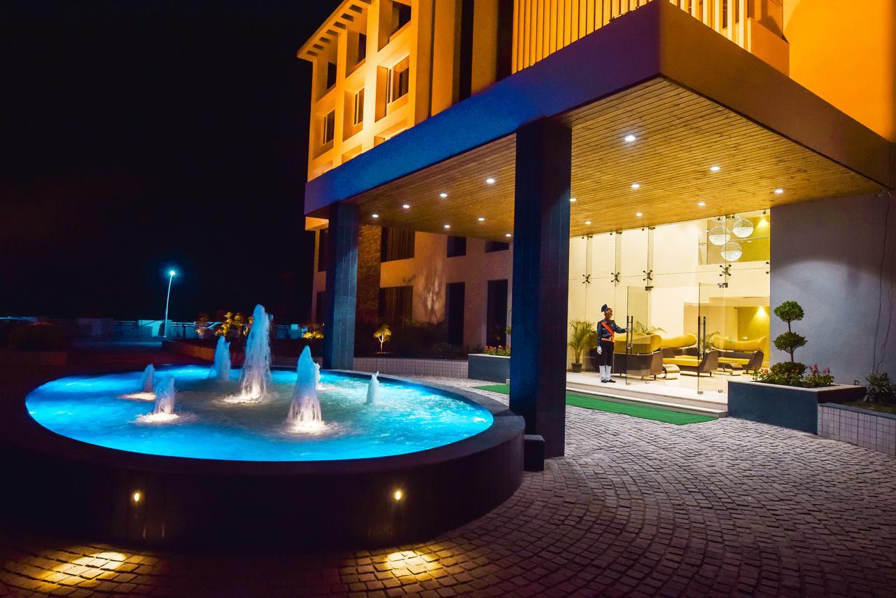 Hotel Atharva Ujjain Eksteriør bilde